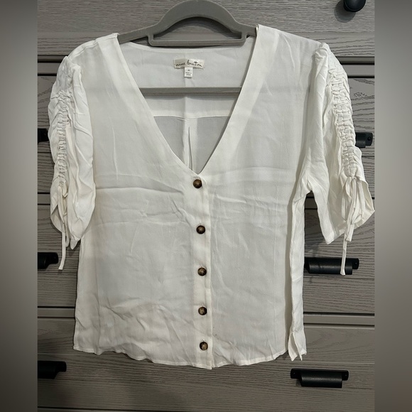 nine britton Tops - Stitch Fix Nine Britton top from Stitch Fix